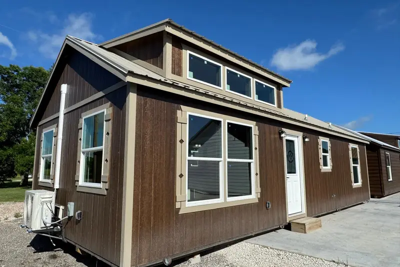 16x38 Tiny Home 9487