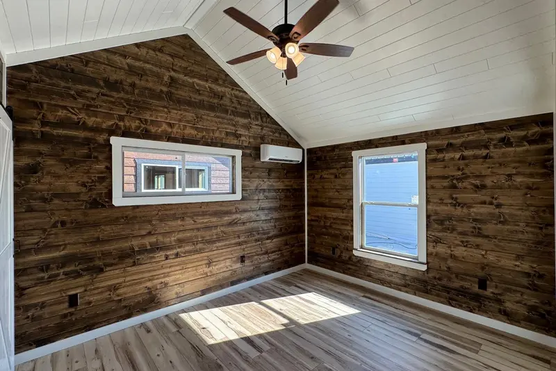 16x38 Tiny Home 9487