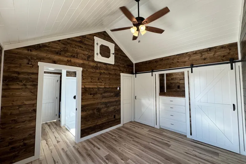 16x38 Tiny Home 9487