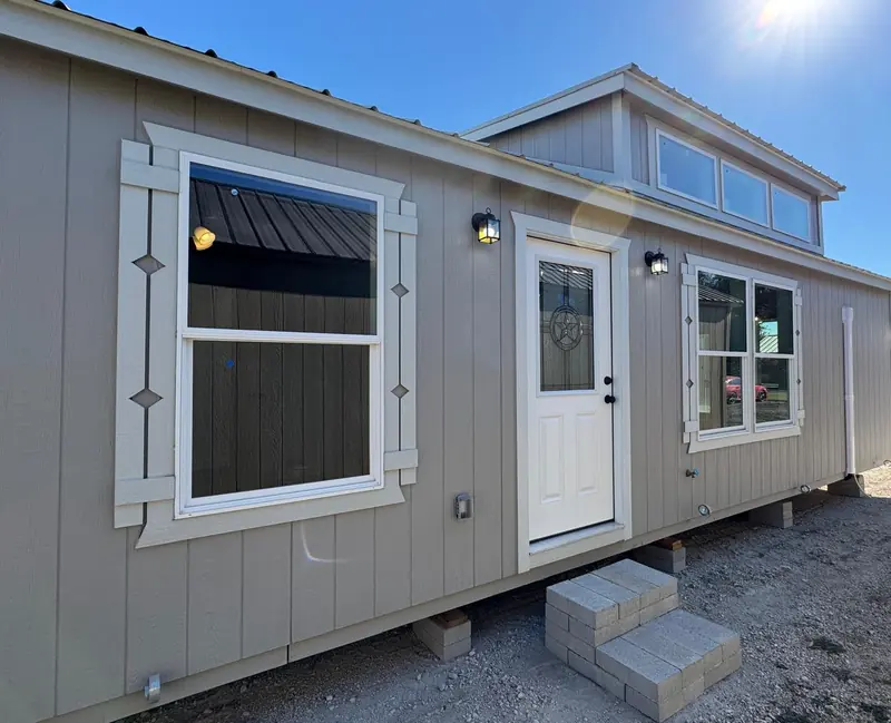 20x48 Tiny Home – Model 6327, front exterior