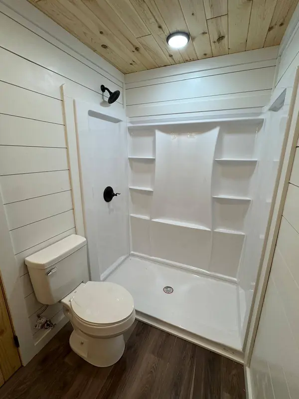 20x48 Tiny Home &ndash; Model 6327, walk-in shower