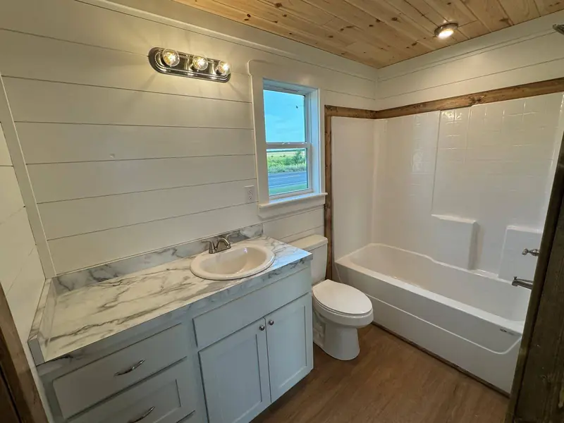 18x54 Tiny Home &ndash; Model 8530, bathroom