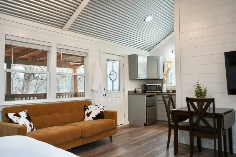14x24 Tiny Home – Model 8701, living and dining area